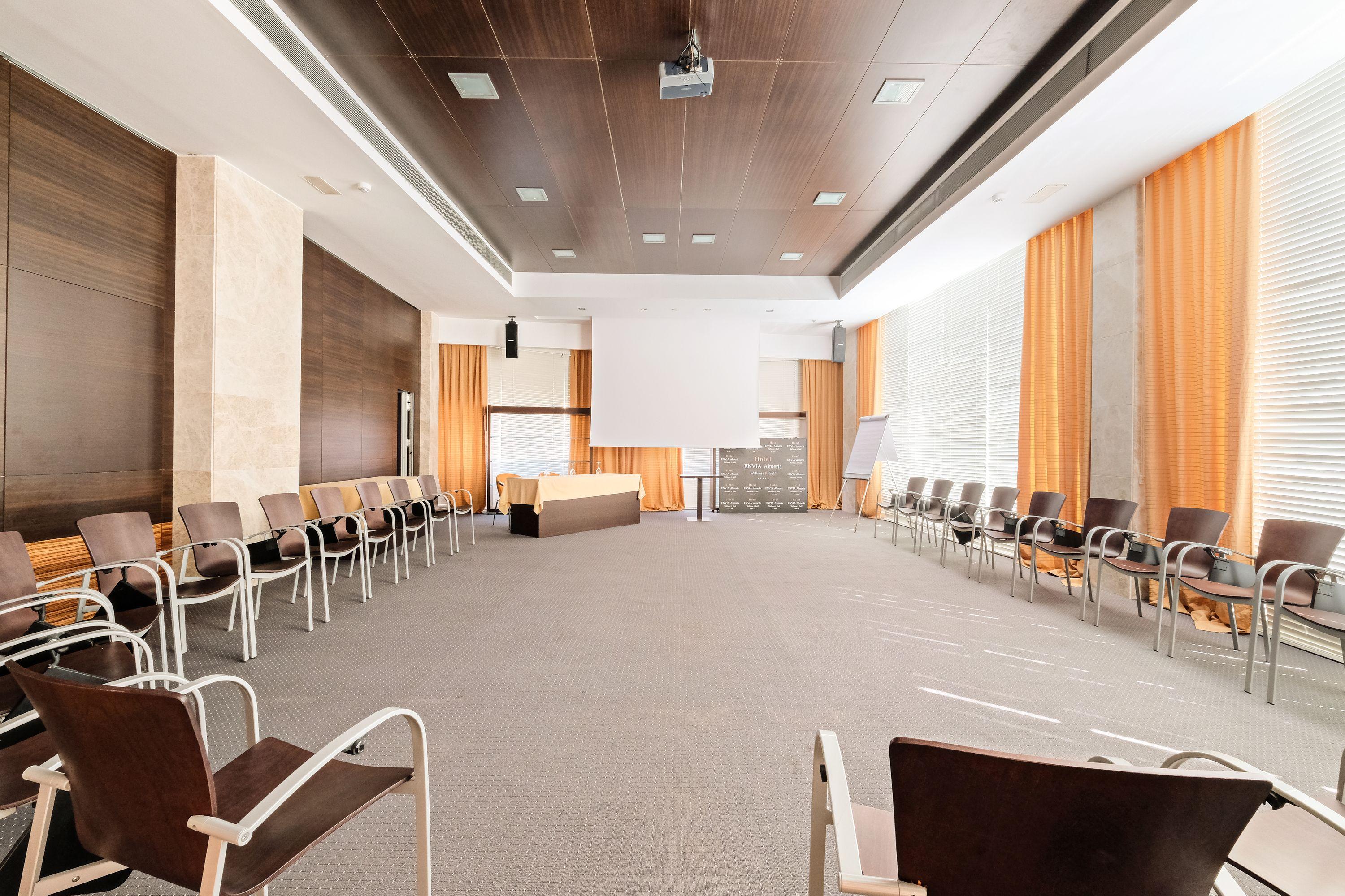 אגוואדולסה Hotel Envia Almeria Spa & Golf מראה חיצוני תמונה The interior of the main conference room