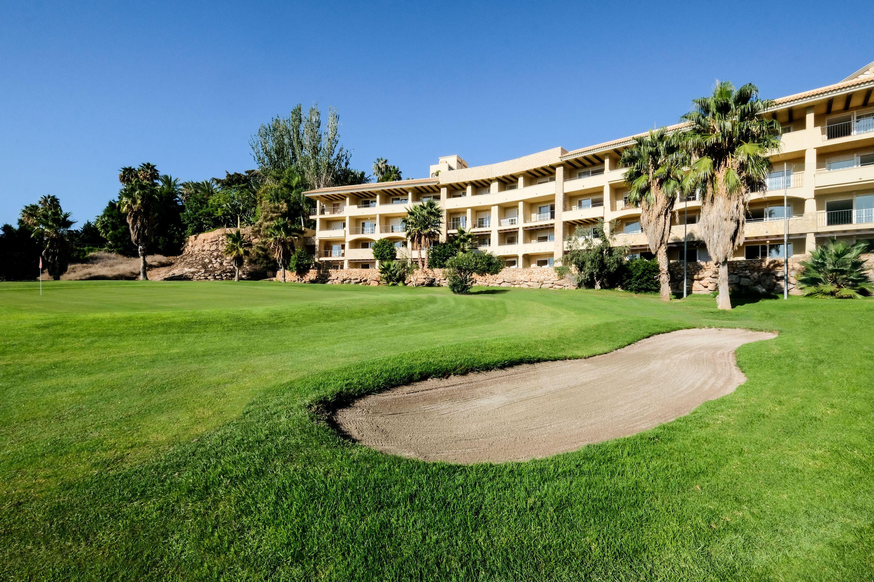 אגוואדולסה Hotel Envia Almeria Spa & Golf מראה חיצוני תמונה Golf course at the resort